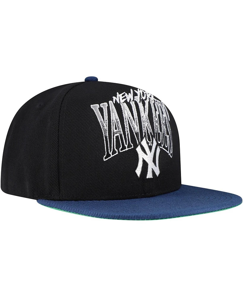 Mitchell & Ness Men's Black New York Yankees Rise Up Snapback Hat