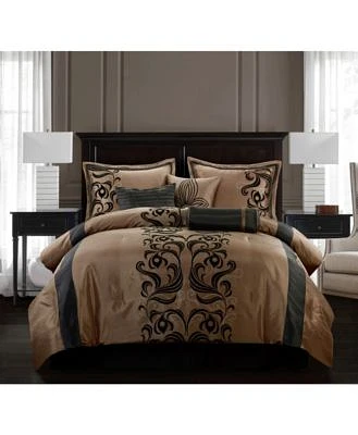 Stratford Park Helda Comforter Sets