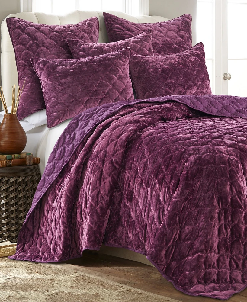 Levtex Ellora Velvet Quilt