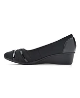 Cliffs by White Mountain Women's Bowie Wedge Shoe