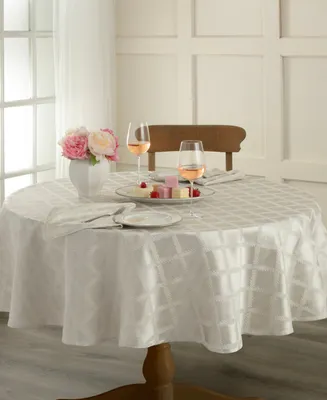 Lenox Laurel Leaf Platinum Round Tablecloth 90" x 90"