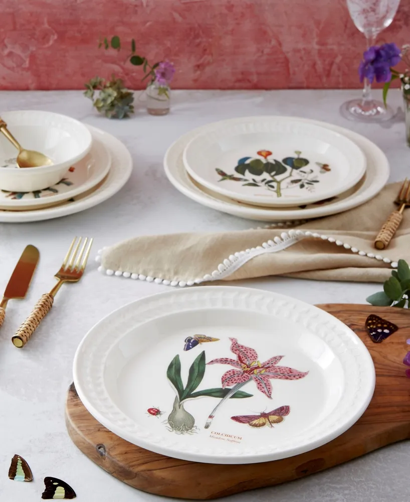 Botanic Garden Harmony Amethyst Dinner Plates, Set of 4