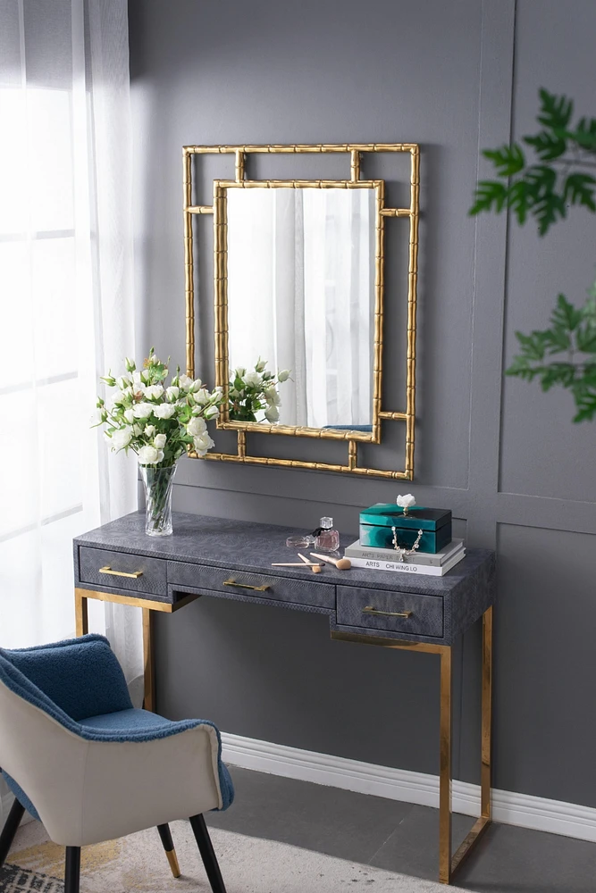 Bethany Green Box Exquisite Storage with Gemstone Finial for Modern Homes