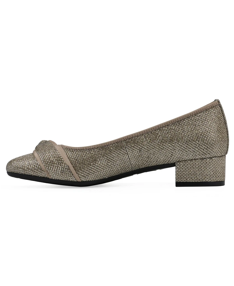 White Mountain Women's Bordeaux Low Block Heel Pumps
