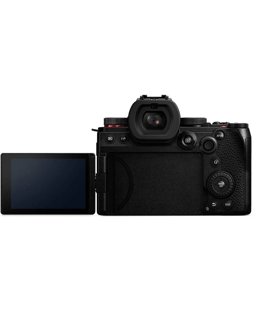 Panasonic Dc-S5M2 w/ S-R2060 (20-60mm) and S-S50 (50mm) Lenses
