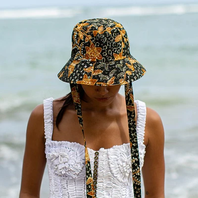 Brunna.co Jasmine Chinoiserie Batik Hat In Brown and Black