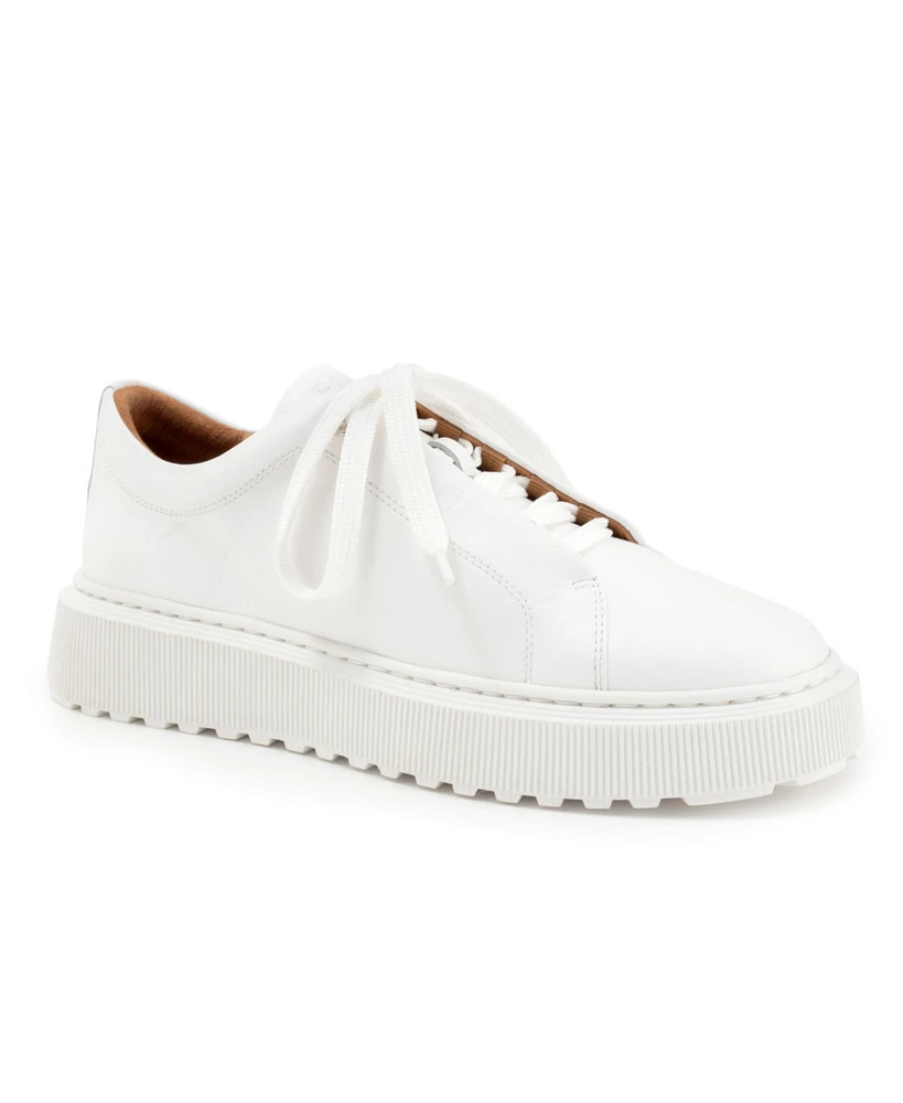 Lae Sneaker