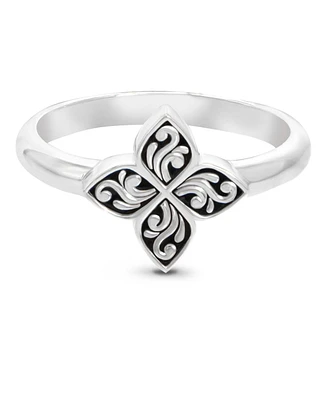 Devata Clover Filigree Ring in Sterling Silver