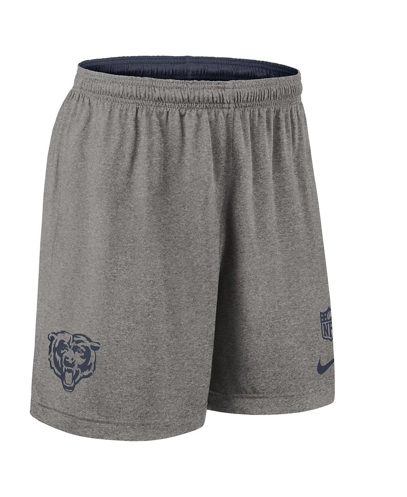 Nike Men's Navy Chicago Bears Sideline Reversible Performance Shorts