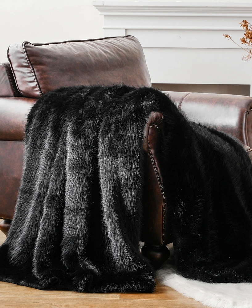 Battilo Lifestyle Faux Fur Throw, 50" x 60"