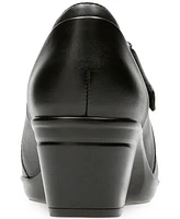 Clarks Collection Women's Emslie Lulin Mary Jane Pumps