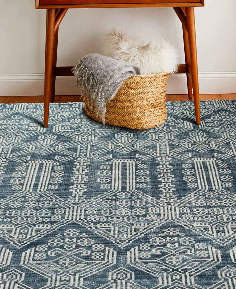 Bashian Carah AR108 7' 6" x 9' 6" Area Rug