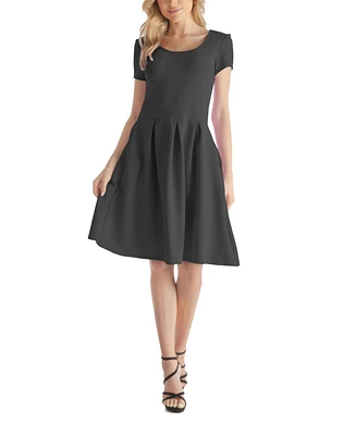 24seven Comfort Apparel Women's Scoop Neck Knee Length with Pocket Dress