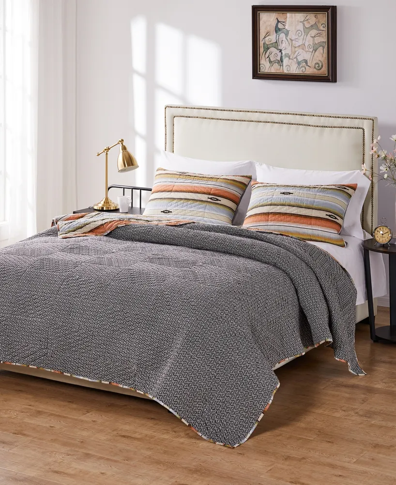Greenland Home Fashions Painted Desert Reversible Piece Quilt Set