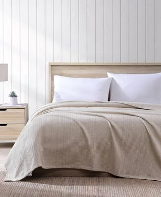 Tommy Bahama Home Woven Cotton Reversible Woven Blankets
