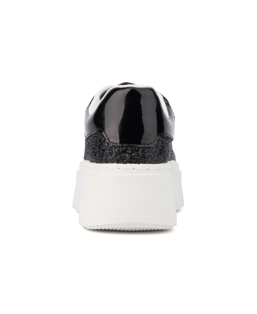 Women's Raphaela Low Top Sneakers