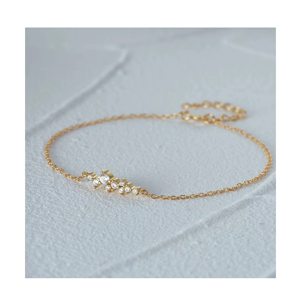 Hollywood Sensation 18K Gold Plated Sterling Silver Chain Link Bracelet with Round Cut Cubic Zirconia Cluster