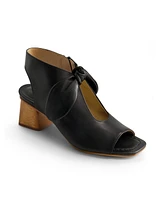 Bernardo Footwear Lizzie Heel