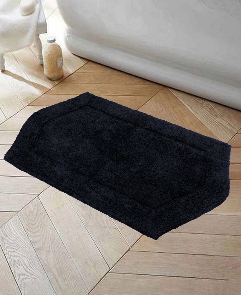 Home Weavers Waterford Bath Rug