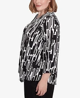 Alfred Dunner Plus Size Classic Vertical Geometric Top with Necklace