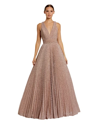 Mac Duggal Women's Shimmering Georgette Pleated Sleeveless Gown
