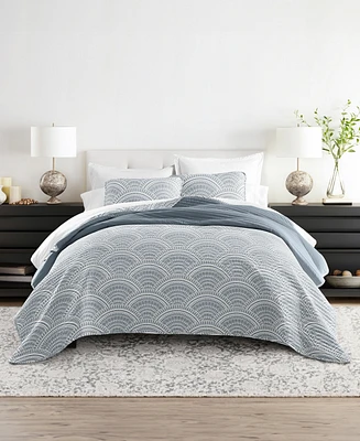 ienjoy Home Scallop Reversible 3-Pc. Lightweight Quilt Set