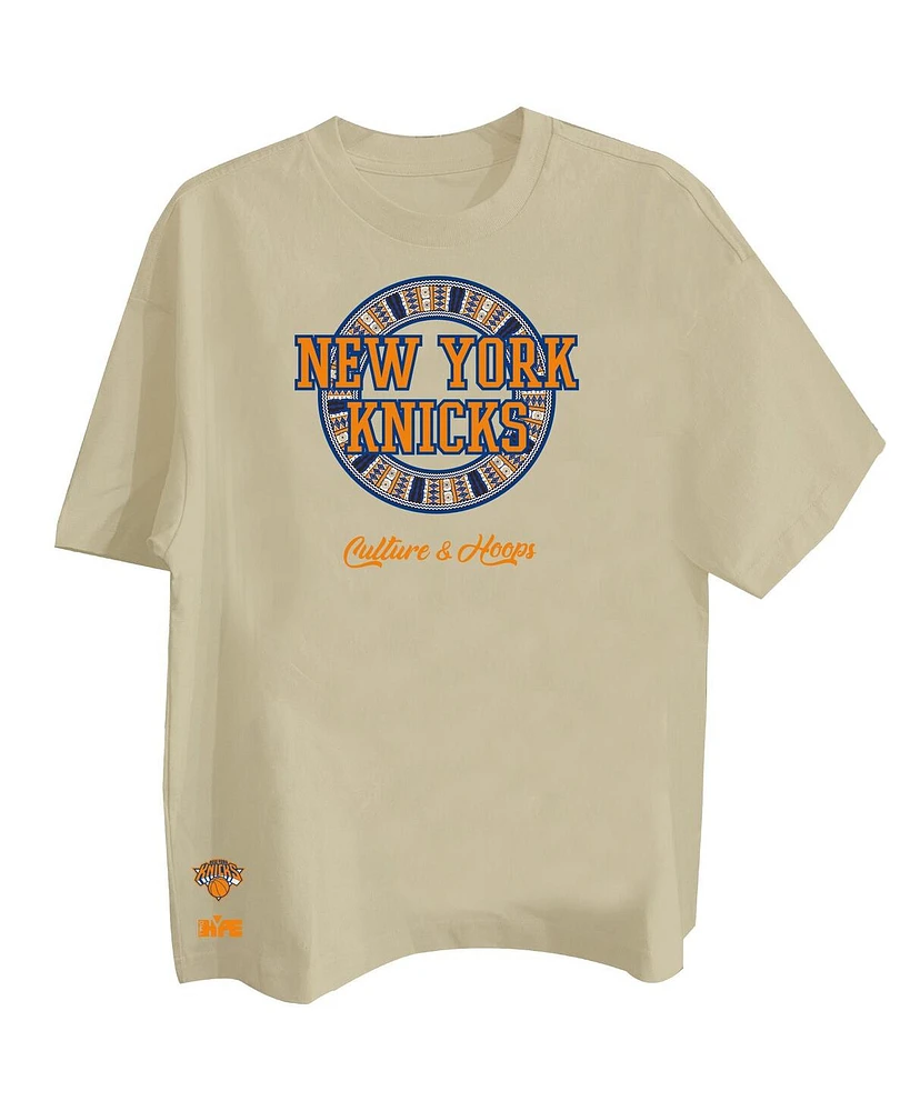 Two Hype Men's Khaki New York Knicks Worldwide Collection Premium T-Shirt