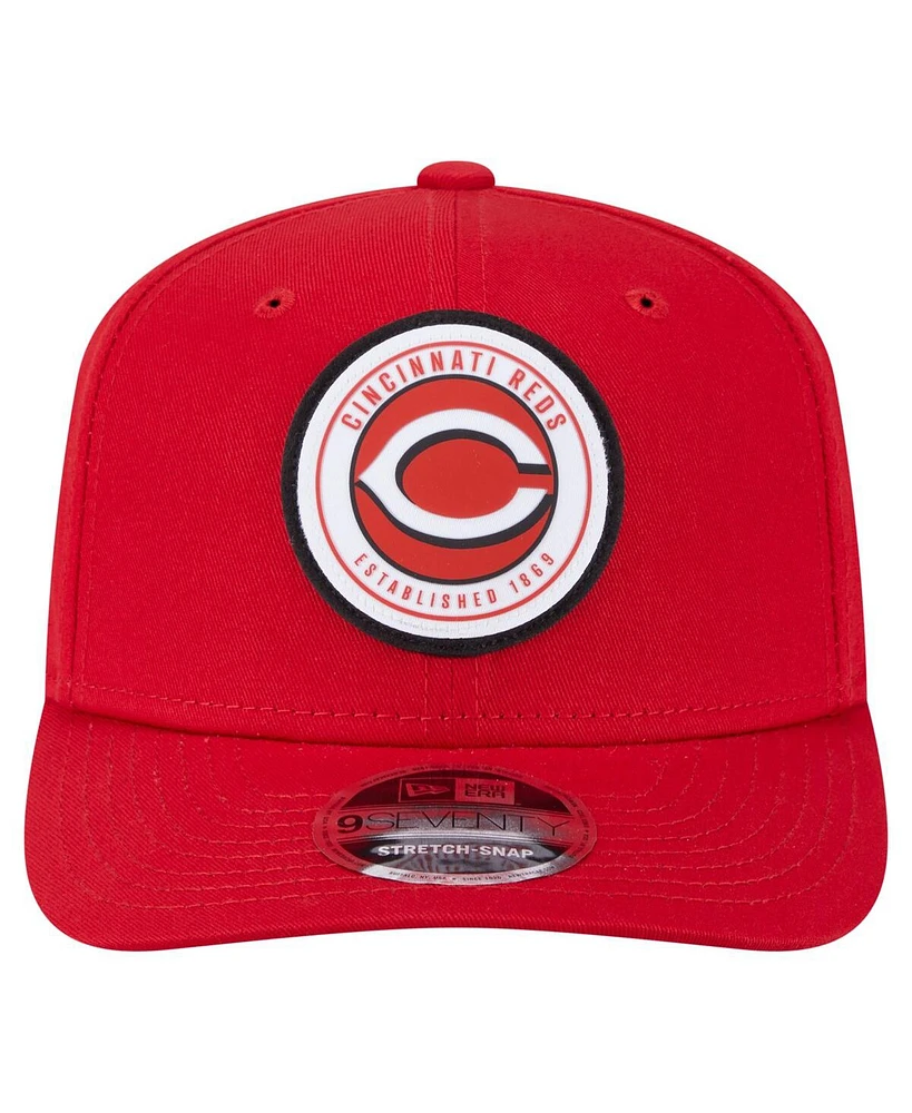 New Era Men's Red Cincinnati Reds Circle Patch 9SEVENTY Stretch-Snap Hat