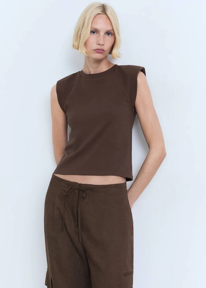 Shoulder pad t-shirt