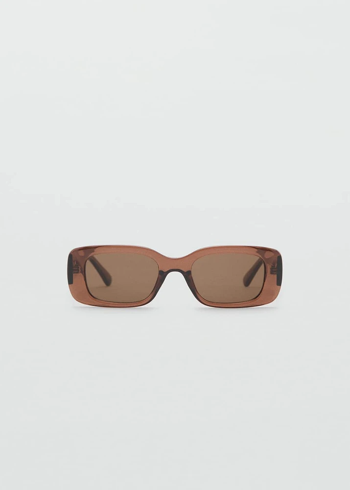 Maxi-frame sunglasses