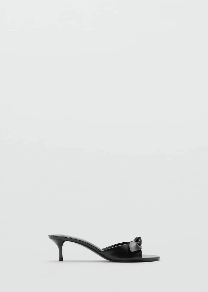 Bow heel sandals