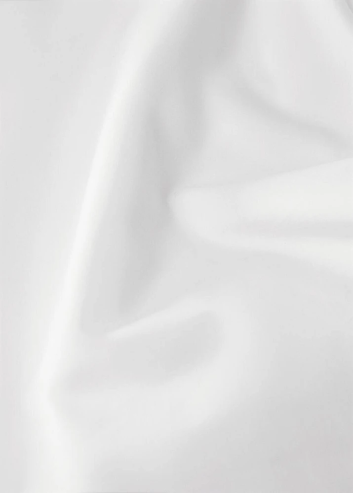 500-thread count cotton percale duvet cover with rounded piping detail for 135/140cm bed