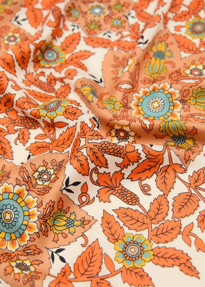 Leaf-print scarf