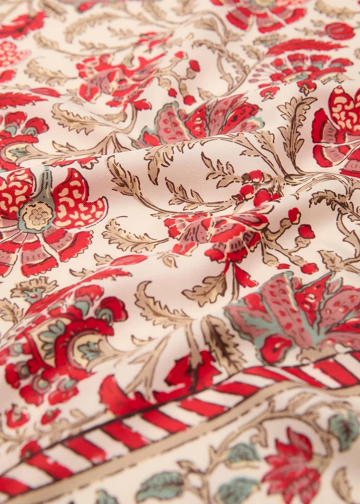 Flowers printed scarf