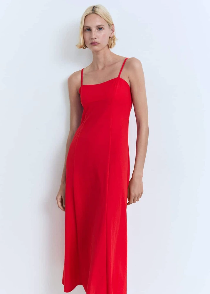 Midi-dress with bow on the back
