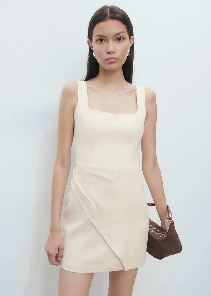 Short linen dress with pleats