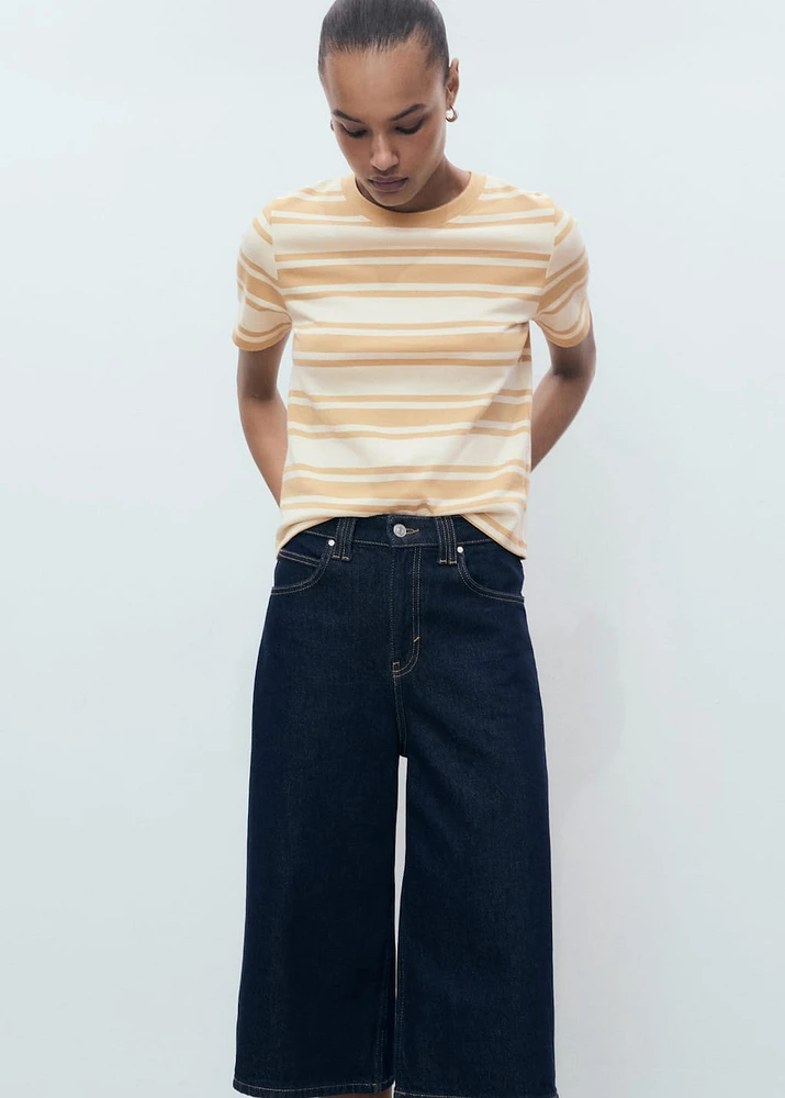 Contrasting collar cotton t-shirt