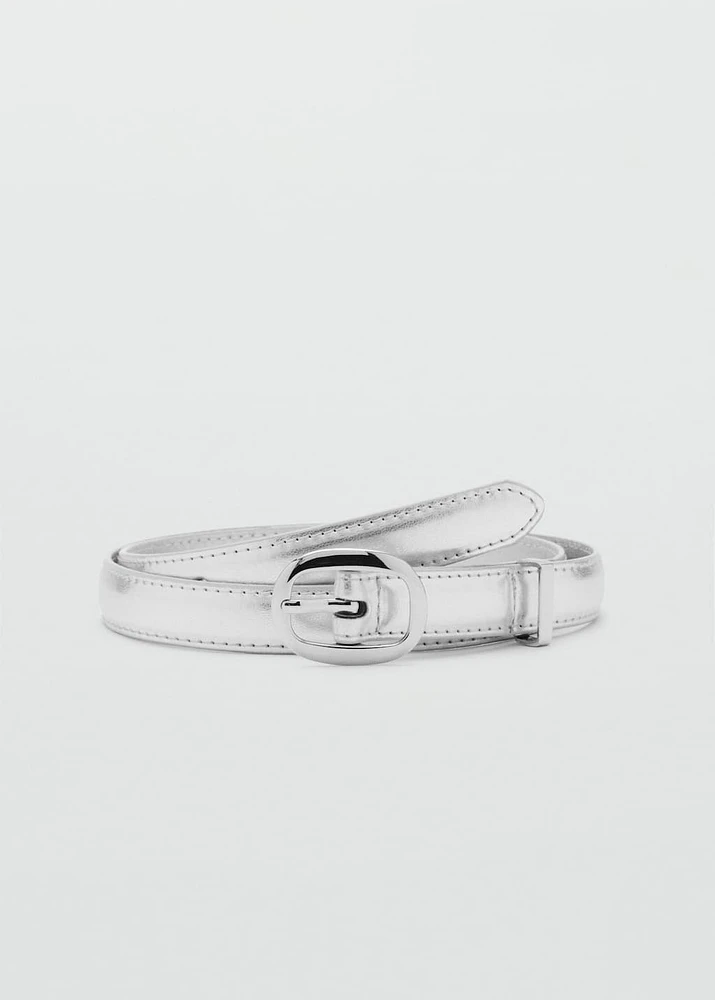 Metallic belt with oval buckle