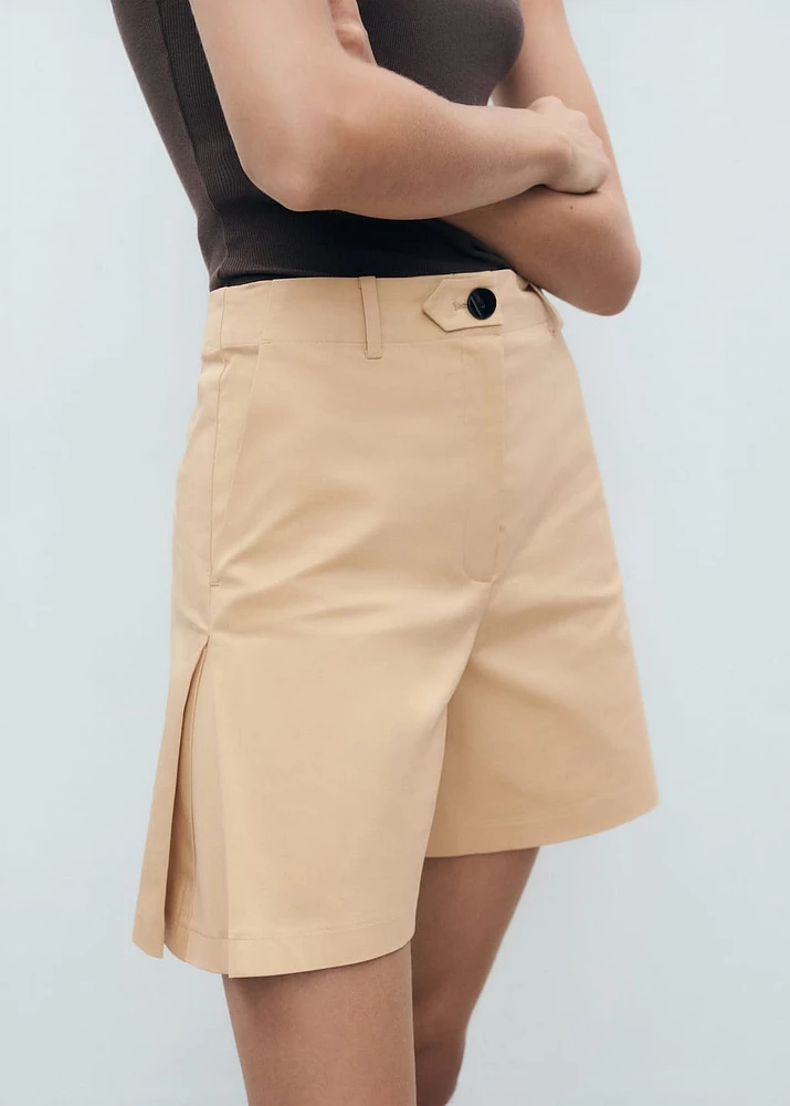Straight pleated shorts
