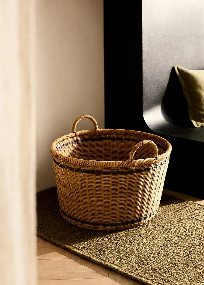 Medium round rattan basket with handles