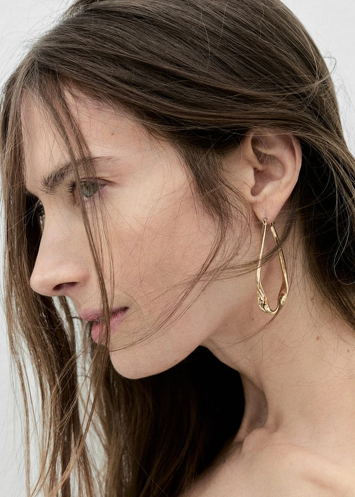 Twisted hoop earrings