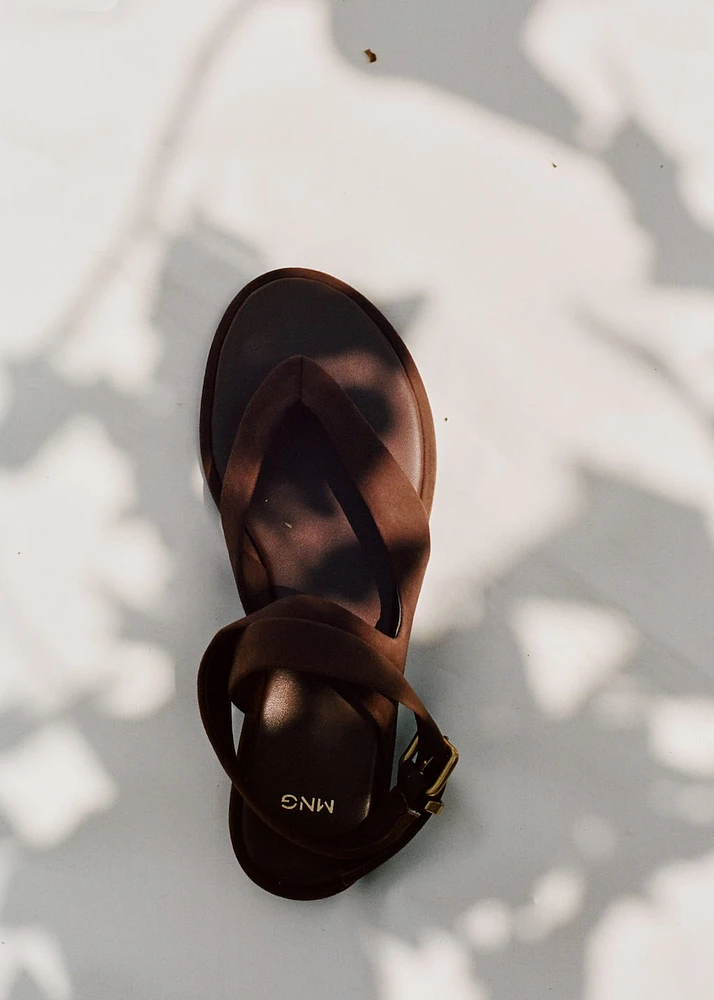Suede straps sandals