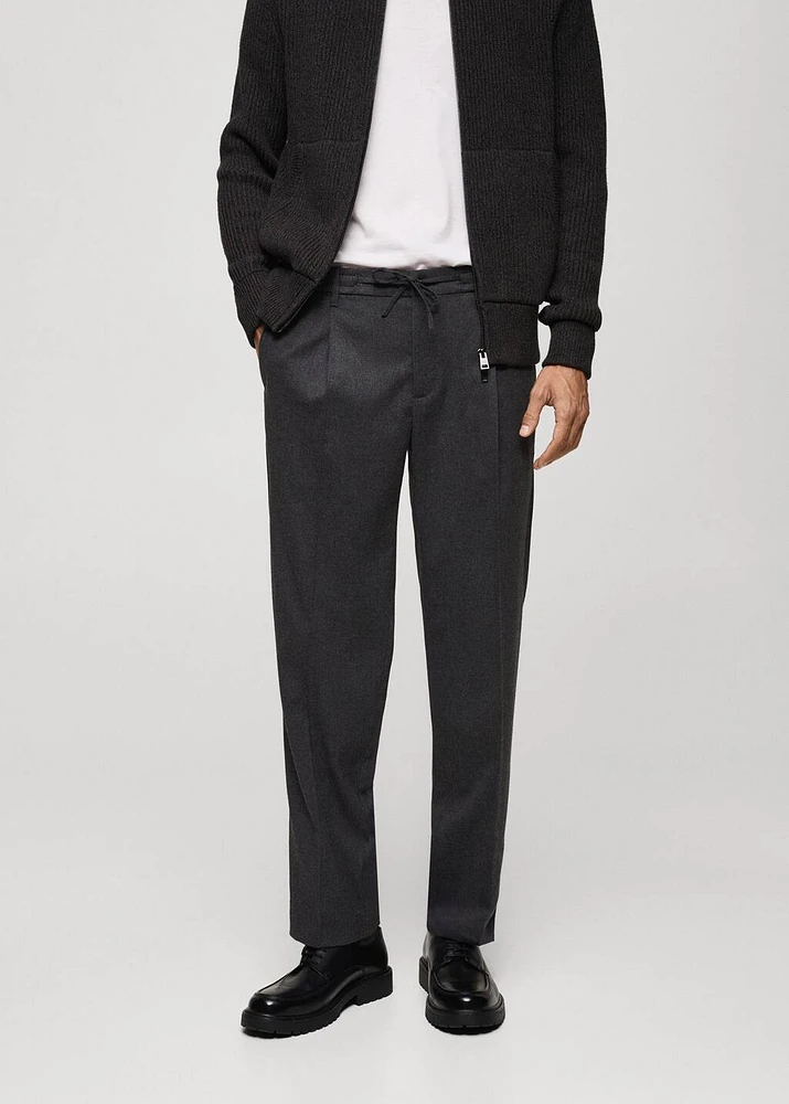 Regular fit cord pleated pants