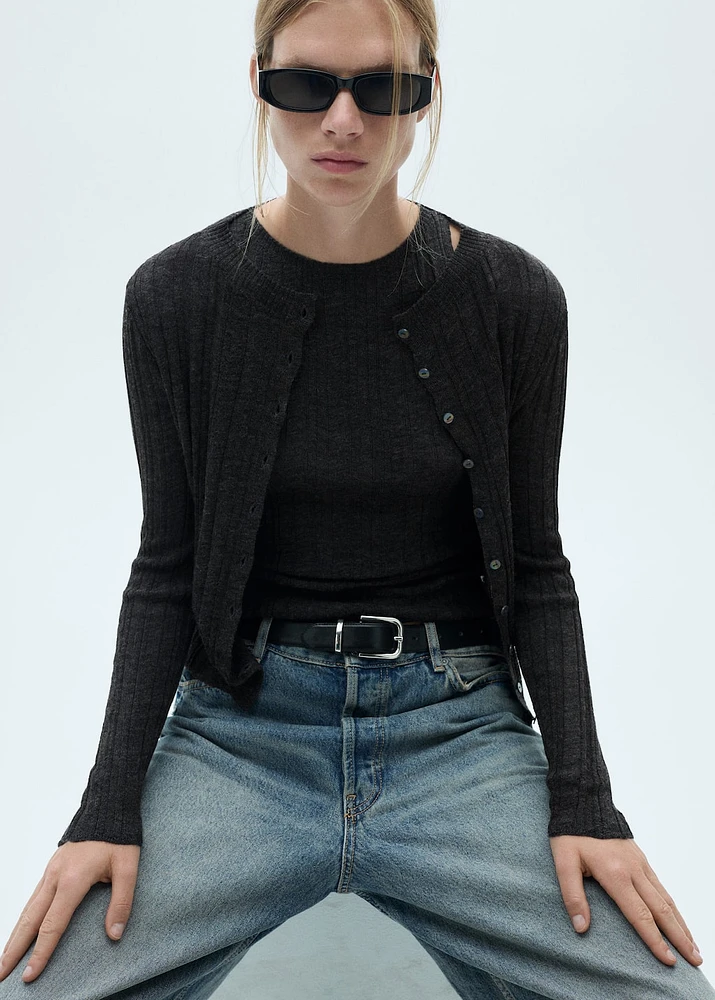 Button knit cardigan