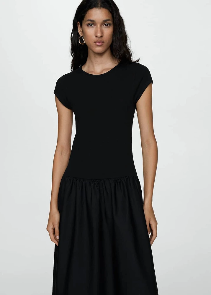 Flared dress combined fabric