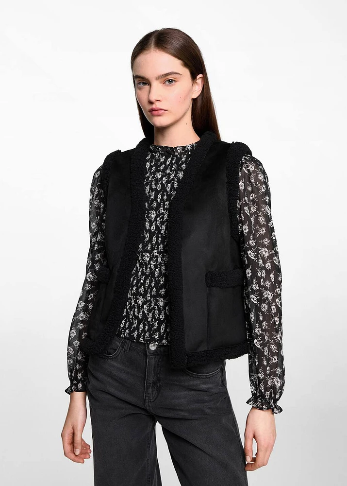 Combined shearling-effect vest