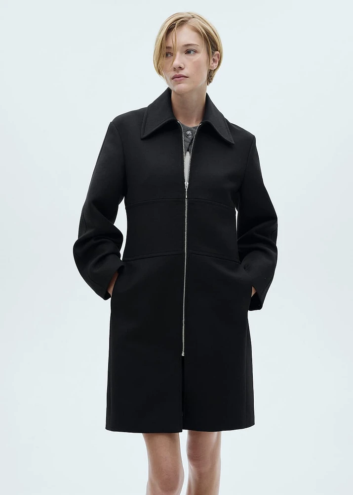 Zip straight-cut coat