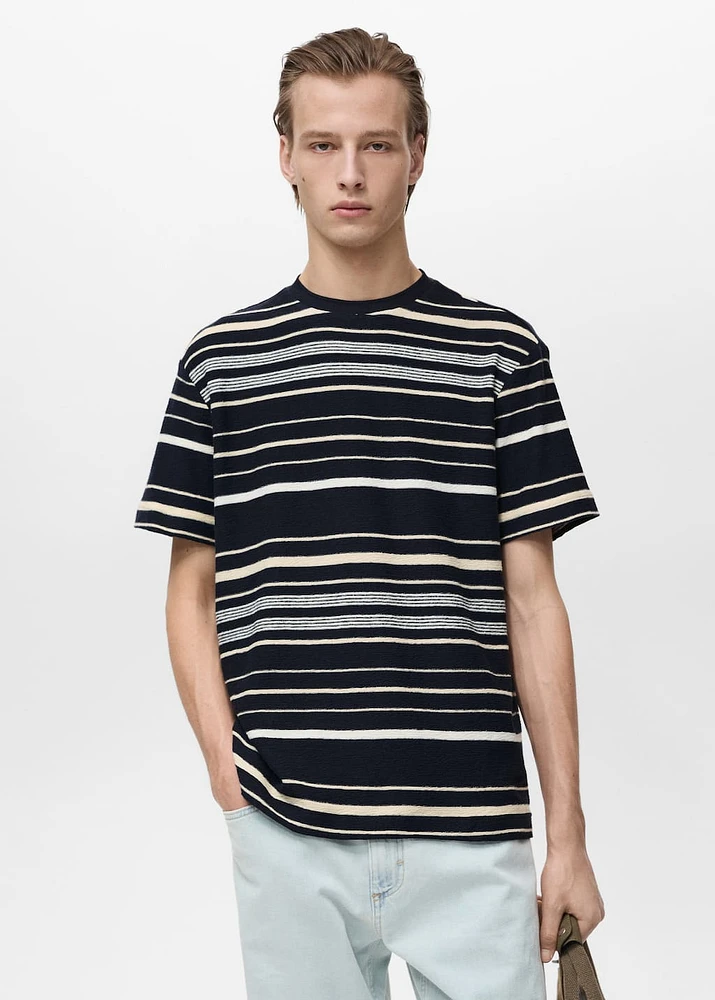 100% cotton regular-fit striped t-shirt