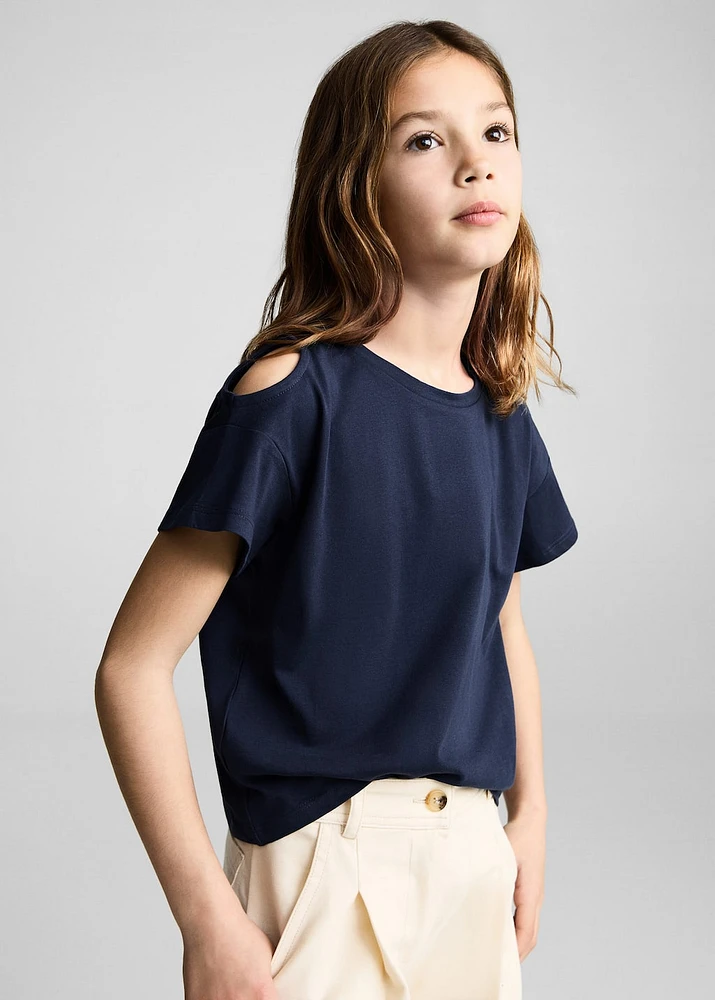 Cut-out t-shirt