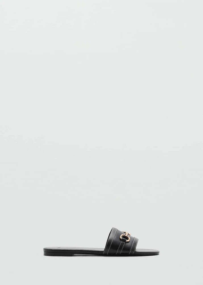 Buckle leather sandals